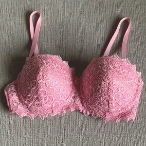 34C Pink Lace Bralette. Can be used as a Summer top as well as a bra. Tags Lost